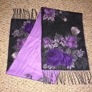 Croft & Barrow floral tassel scarf